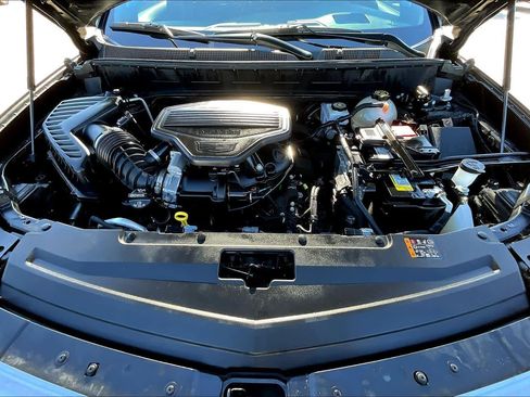 Used 2023 Cadillac XT6 Premium Luxury w/ Technology Package image 31