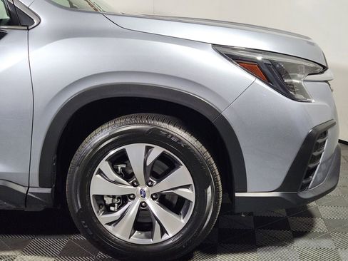 Used 2024 Subaru Ascent Premium w/ Convenience Package image 11
