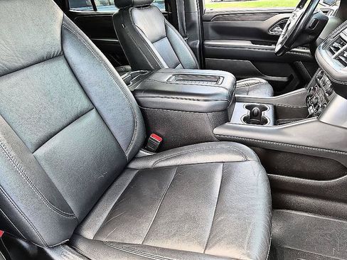 Used 2021 Chevrolet Tahoe LT w/ LT Signature Plus Package AWD/4WD image 35