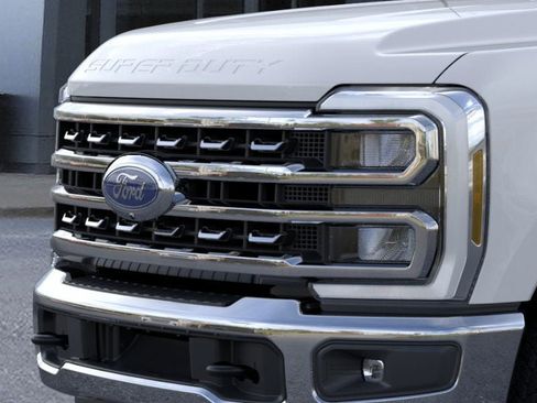 New 2026 Ford F350 Lariat w/ Chrome Package image 17