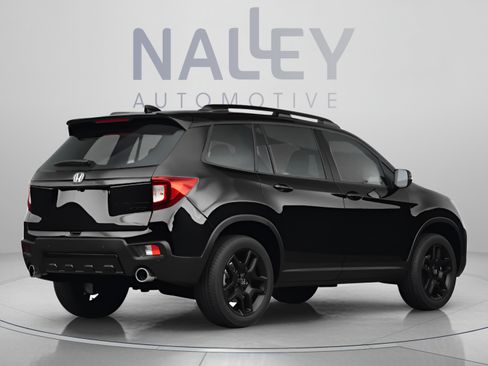 Used 2024 Honda Passport Black Edition image 3