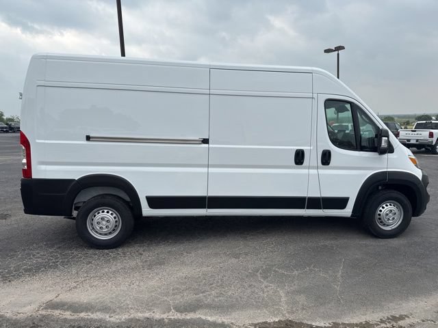 New 2026 RAM ProMaster 2500 w/ Premium Convenience Group FWD image 6