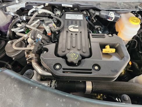 New 2026 RAM 3500 Laramie AWD/4WD image 23