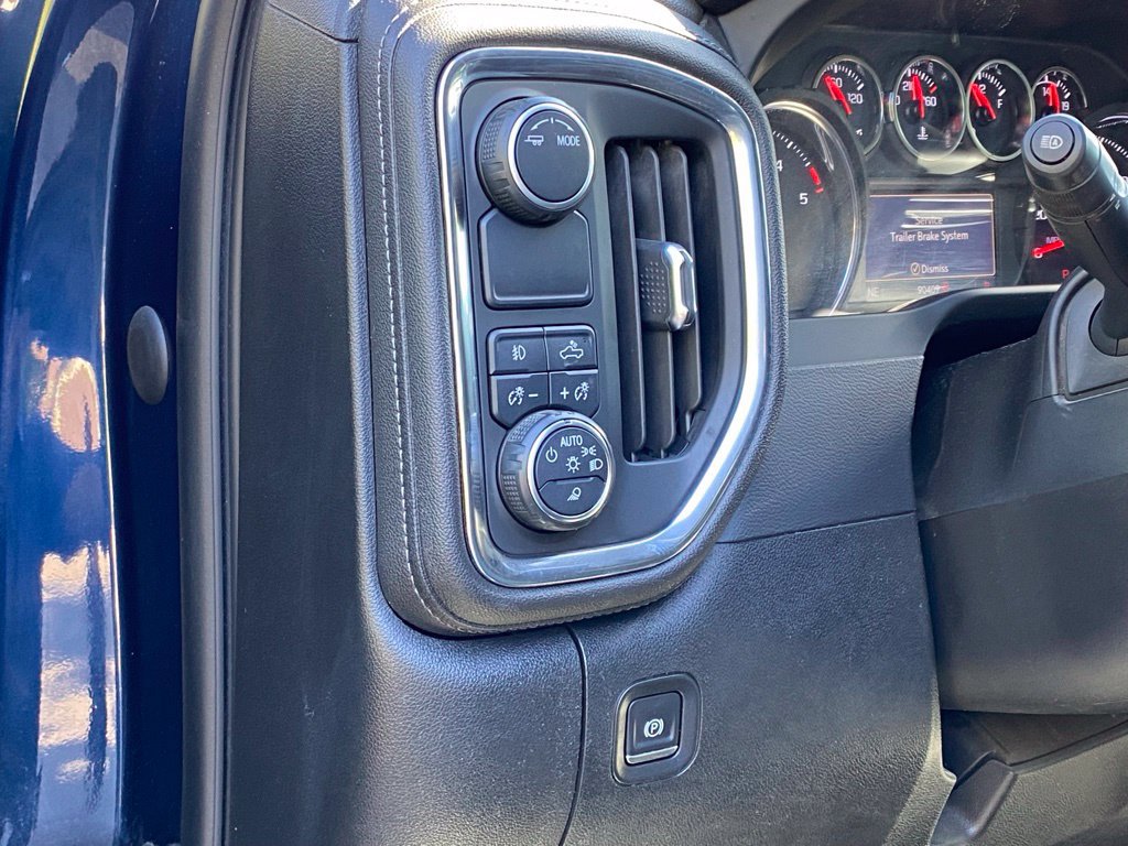 Used 2021 Chevrolet Silverado 3500 LTZ w/ Gooseneck/5TH Wheel Package RWD image 12