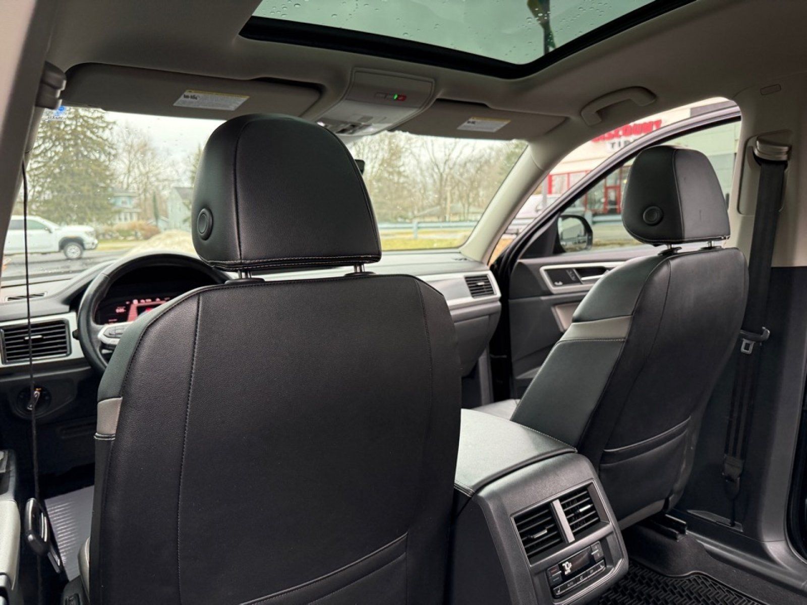 Used 2021 Volkswagen Atlas SEL Premium AWD/4WD image 19