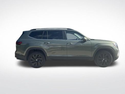 Used 2026 Volkswagen Atlas SE w/ Panoramic Sunroof Package FWD image 4