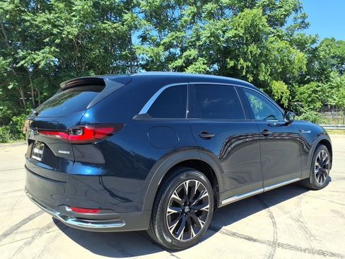 Used 2024 MAZDA CX-90 Plug-In Hybrid w/ Premium Pkg AWD/4WD image 3