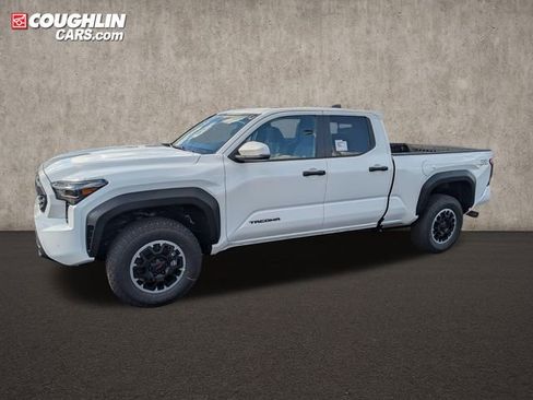 New 2026 Toyota Tacoma TRD Off-Road w/ TRD Off Road Upgrade Package AWD/4WD image 5