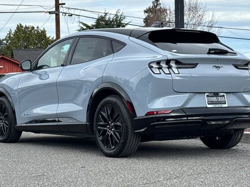 Used 2025 Ford Mustang Mach-E Premium w/ Sport Appearance Package image 6