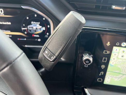 Used 2026 GMC Sierra 2500 AT4X image 13