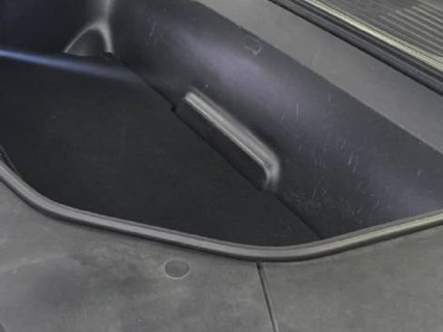 Used 2024 Rivian R1S Adventure AWD/4WD image 17