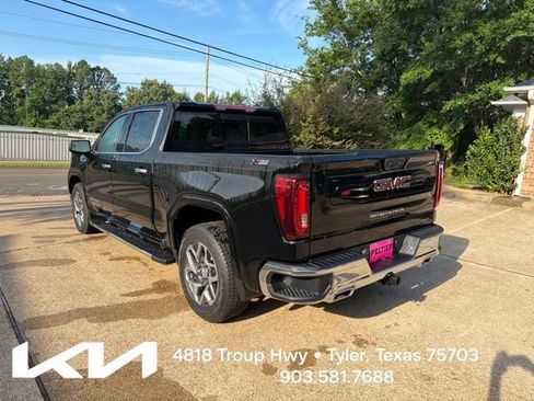 Used 2024 GMC Sierra 1500 SLT w/ SLT Premium Package AWD/4WD image 9