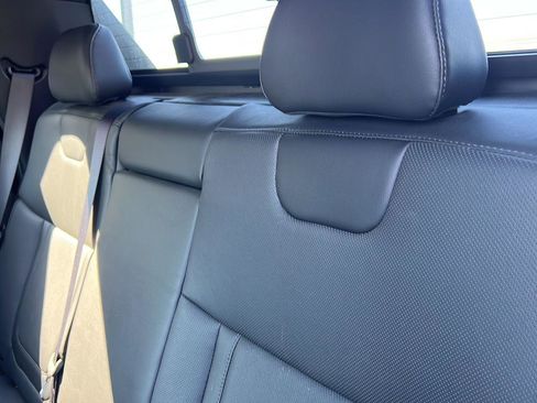 Used 2023 Hyundai Santa Cruz Limited image 6