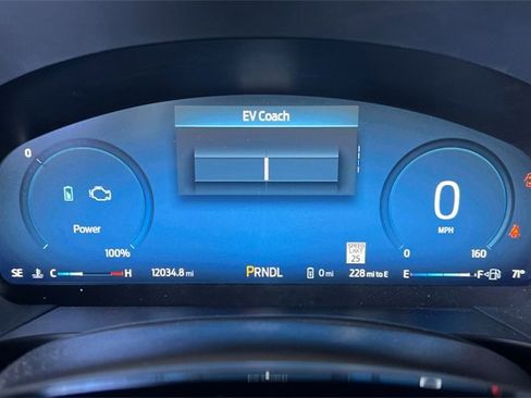 Used 2023 Ford Escape SE w/ PHEV Premium Package image 31