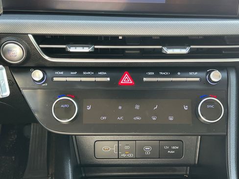 Used 2025 Hyundai Sonata SEL image 32