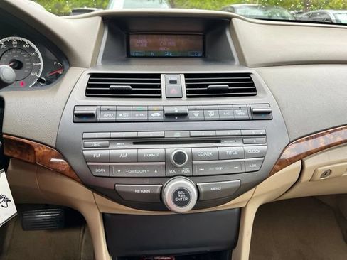 Used 2010 Honda Accord EX-L image 10