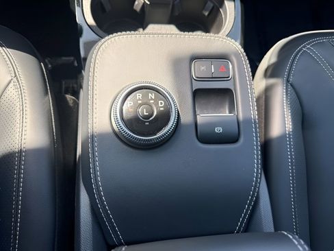 Used 2023 Ford Mustang Mach-E Premium image 17