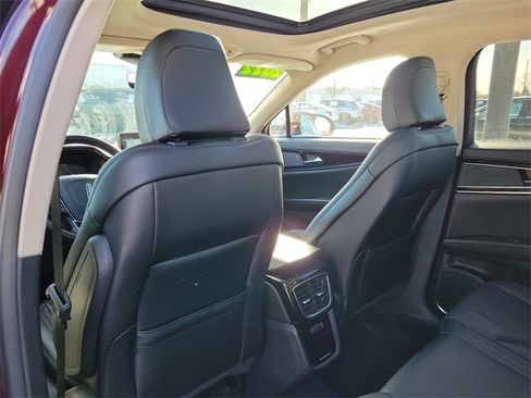 Certified 2022 Lincoln Nautilus Reserve image 21