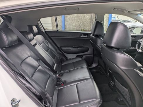 Used 2017 Kia Sportage EX image 23