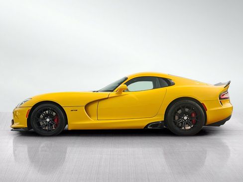 Used 2013 SRT Viper GTS w/ GTS Laguna Interior Pkg RWD image 4