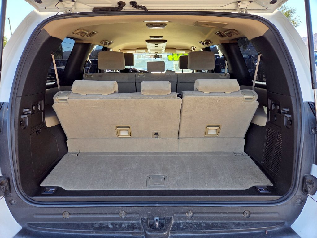 Used 2008 Toyota Sequoia SR5 w/ Towing Pkg AWD/4WD image 14