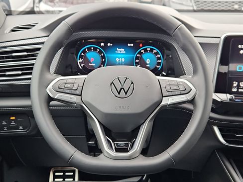 New 2026 Volkswagen Atlas Cross Sport SEL Premium R-Line image 14