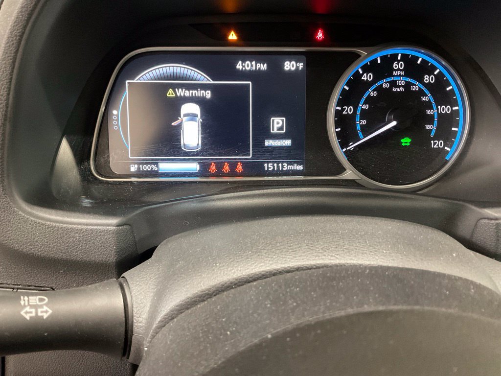 Used 2025 Nissan Leaf S FWD image 15