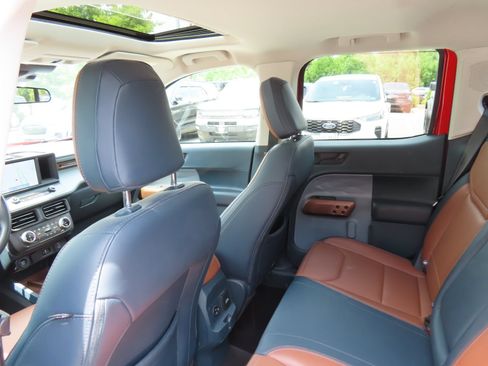 Used 2023 Ford Maverick Lariat w/ Lariat Luxury Package AWD/4WD image 34