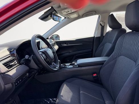 Certified 2025 Toyota Camry LE w/ Convenience Package FWD image 9