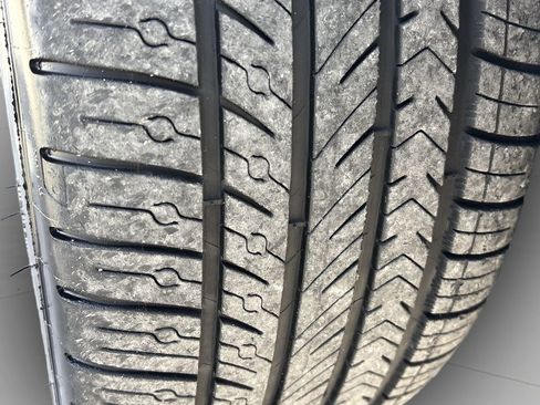 Used 2019 Mercedes-Benz E 450 4MATIC Wagon image 35