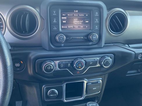 Used 2020 Jeep Wrangler Unlimited Sport image 10