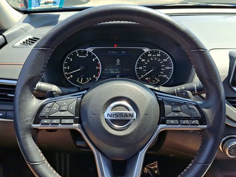 Certified 2020 Nissan Altima 2.5 SR AWD/4WD image 18