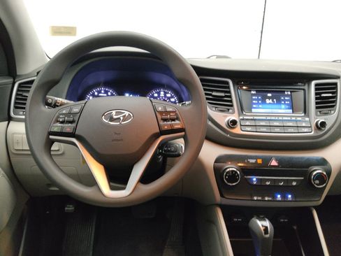 Used 2017 Hyundai Tucson SE image 22