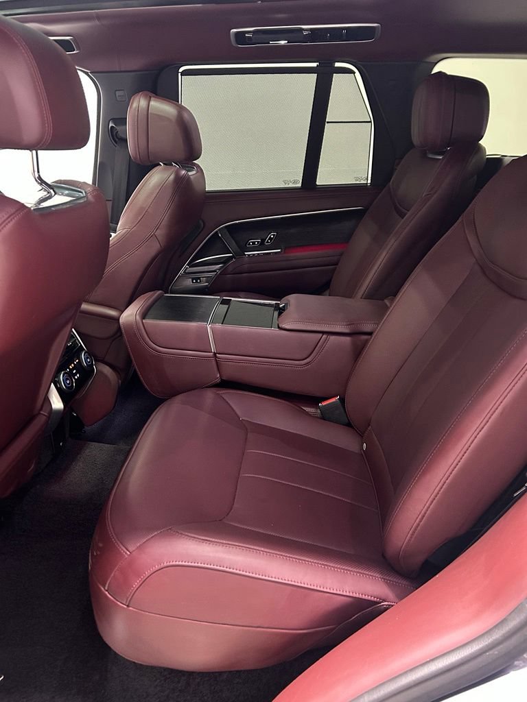 Used 2023 Land Rover Range Rover Autobiography AWD/4WD image 31
