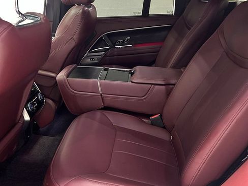 Used 2023 Land Rover Range Rover Autobiography AWD/4WD image 31