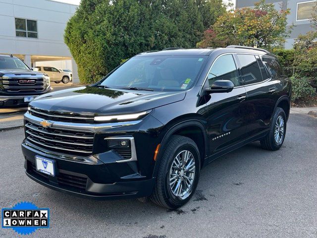 Used 2026 Chevrolet Traverse LT w/ Driver Confidence Package AWD/4WD image 3
