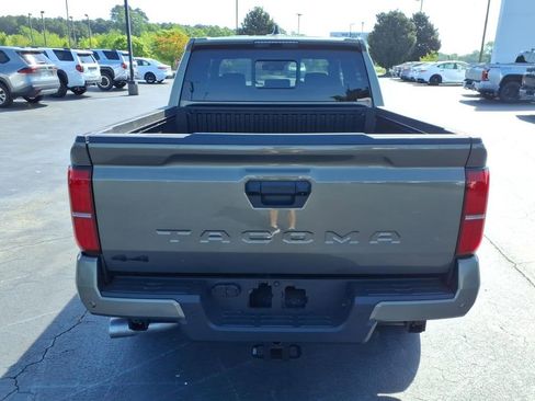 New 2026 Toyota Tacoma TRD Off-Road AWD/4WD image 4