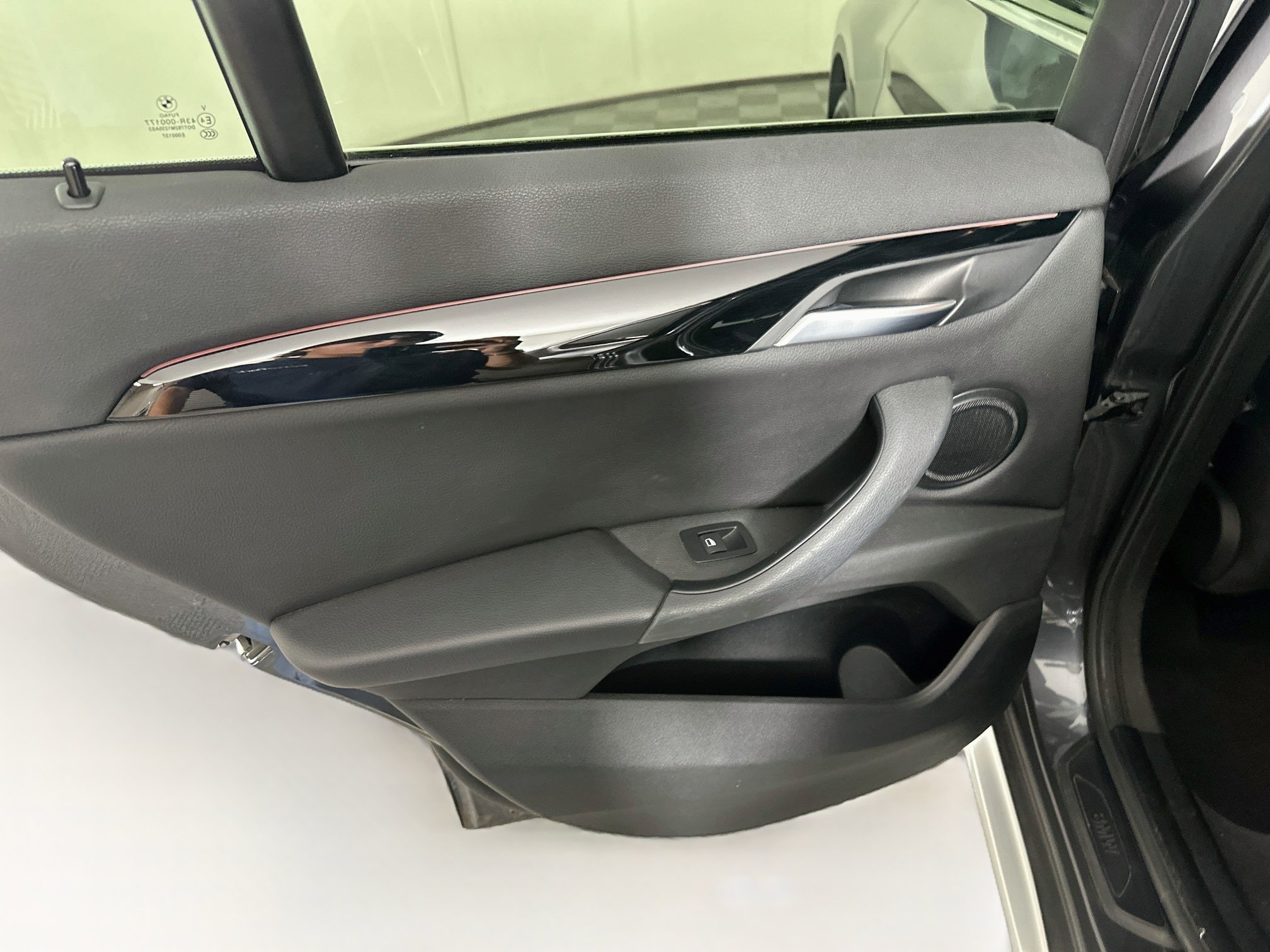 Used 2018 BMW X1 sDrive28i FWD image 24