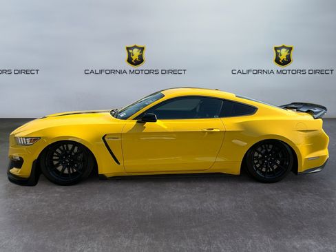 Used 2017 Ford Mustang Shelby GT350 image 8