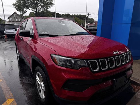 Used 2023 Jeep Compass Sport AWD/4WD image 1