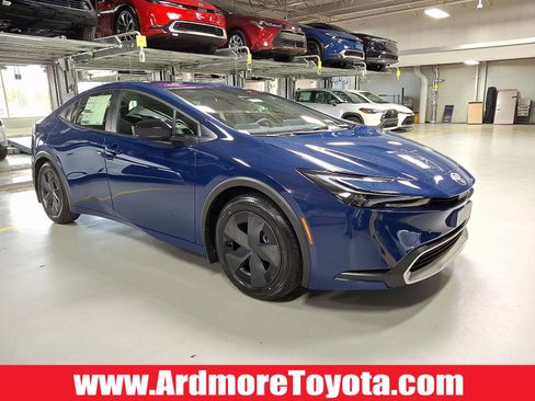 New 2026 Toyota Prius Plug-In Hybrid image 1