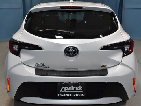 Used 2023 Toyota Corolla SE w/ SE Premium Package FWD image 28