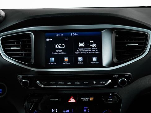 Used 2017 Hyundai Ioniq Limited image 26