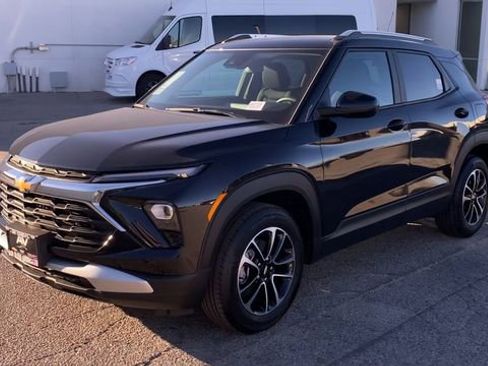 New 2026 Chevrolet TrailBlazer LT FWD image 4