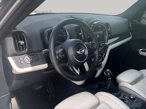 Used 2018 MINI Cooper Countryman FWD image 16