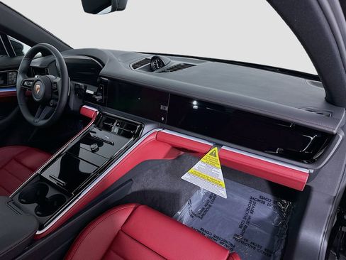 New 2026 Porsche Panamera image 32