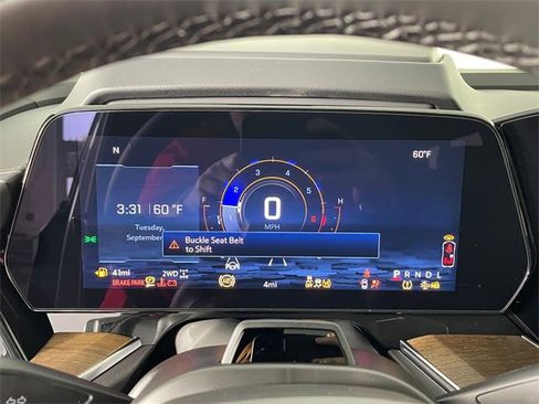 New 2026 Chevrolet Suburban High Country image 4