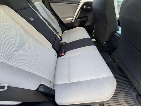 Used 2017 Toyota RAV4 XLE image 33