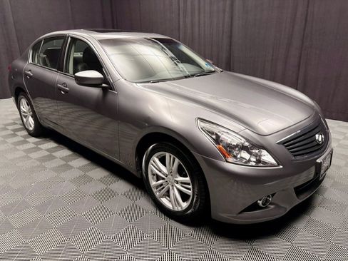 Used 2011 INFINITI G37 x Sedan w/ Premium Pkg AWD/4WD image 7