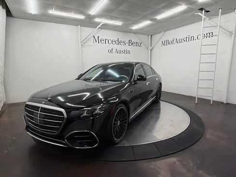 New 2027 Mercedes-Benz S 580 4MATIC Sedan image 3